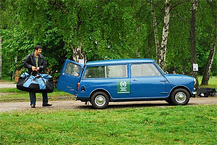 Ska bagen in i bilen eller bilen in i bagen?