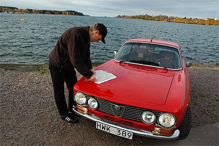 Resan börjar i Motala. Vättern ser lugn ut i dag.