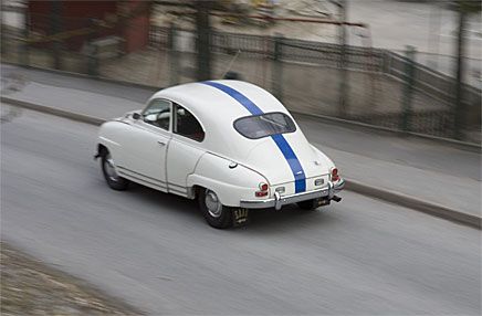 Yngve Ekberg är snart framme. Efter många år är han nästan klar med renoveringen av sin Saab 93F GT750 1960.