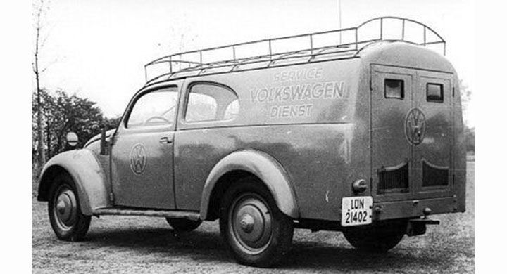 Volkswagen har ibland blivit föremål för sådana här konverteringar, trots att lastutrymmet torde blivit något begränsat med motorn bak, denna byggd av Schwen 1947.