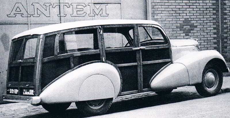 Fransk Ford, en modell 472, med träkarosseri från Antem