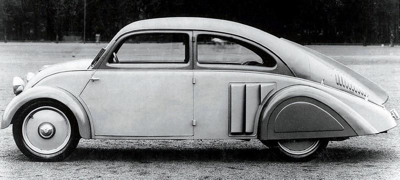 En liten Tatra? Nej det är en DKW! F2 i strömlinjeform, avancrad design från 1932.