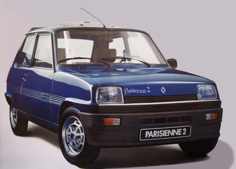 Under Renault 4-tiden fanns en Parisienne. Denvar lite elegantare och kom med rottingdekor på sidorna. 1982 kom Renault 5 som Parisienne 2. Nu med enklare dekor.