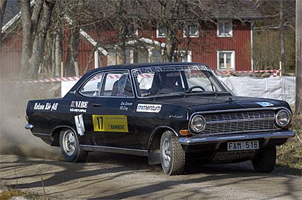 Karl Bertil Ling, Kolsva MS, under Kong Christian Race 2005. Bilen är en Opel Rekord.