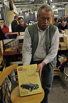 För 1950 års utgåva av Génèvekatalogen ville denne man ha 600 euro. Det får han kanske för den årgången är svår att hitta.