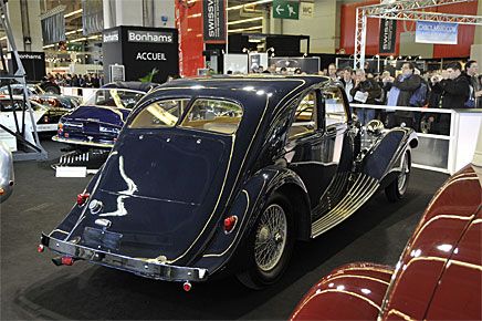 En annan Bugatti 57, denna med kaross av James Young, Bromley, England. Mycket vacker bil för mindre än 10 procent av vad Dr Carrs gamla Atlante coupé gick för! Under fyra miljoner….