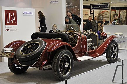 En Alfa-Romeo 6c1750 i originalutförande ställdes ut av en försäkringsmäklare. Kanske den vackraste och intressantaste bilen på hela Rétromobile - men tyvärr en av de mest ouppnåeliga!