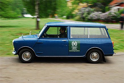 En lite längre Hundkoja: Austin Mini Countryman!