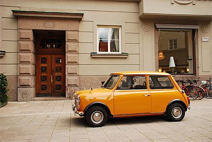 Nej det är inte en vanlig Mini, det är en Cooper S Mk III.