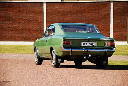 Den andra halvan av 1960-talet bjöd på riktigt sköna former från Rüsselsheim, vi tar en titt på en orörd Opel Rekord Coupé 1971.