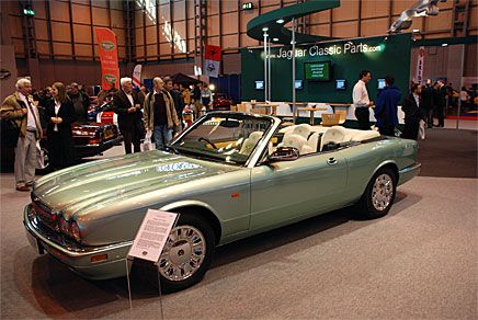 Daimler Corsica convertible - ett hemmabygge. Men hemma var Jaguarfabriken! Den byggdes 1996 på X300-plattform som en stilstudie utan planer på tillverkning. Synd, för det är en fantastiskt vacker bil!