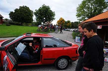 Tänk att få köra hem i en egen 1980-talsikon! Vi var många som avundades Roger Widnersson.
