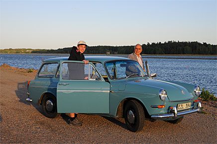 Åke Andersson med tillhörande dotterson hade tagit en sväng från Katrineholm med sin Volkswagen 1600 Variant från 1968.