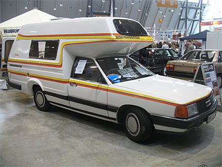 Något så ovanligt som en Camper byggd på ett Audichassi. Firman heter Bischofberger och totalt finns fyra liggplatser att tillgå i just denna modell. Företaget byggde även campers på bland annat VW Golf när det begav sig.