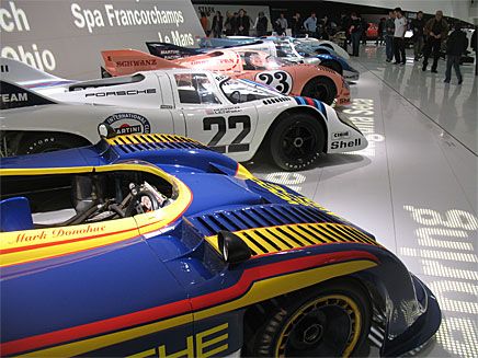 Porsches starka tävlingsarv är tydligt och närvarande på museet och för närvarande finns det en specialutställning för att hylla den enormt framgångsrika modellen 917.