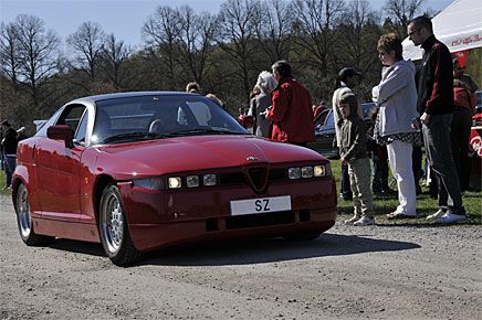 Alfa Romeo SZ - grym lågseriebil byggd på Alfa 75.