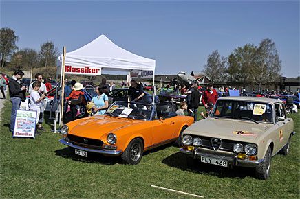 Klassiker var på plats med Fiat Spider och Alfa 1750 Berlina.
