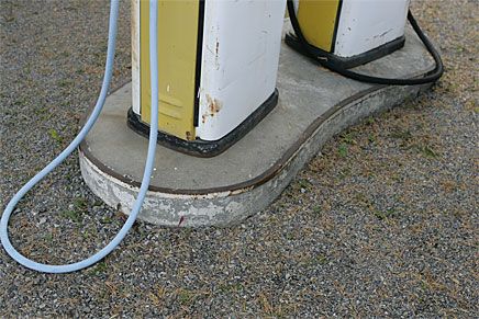 Jordnötsformad pump-ö. Sånt finns inte länge på mackarna.