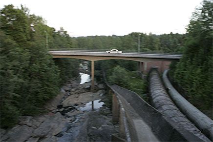 Hej då Torsby. Nu drar vi vidare i solnedgången.