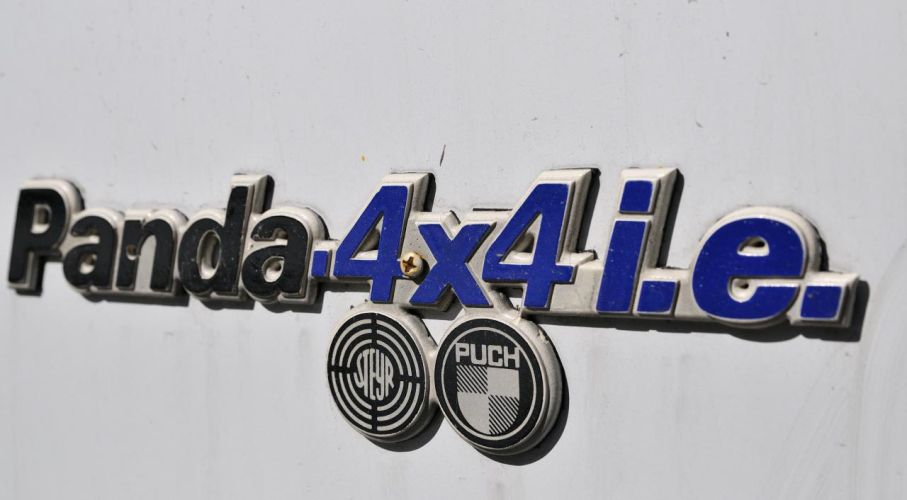 Steyr-Puch och Fiat Panda på samma emblem. Kan det bli bättre?