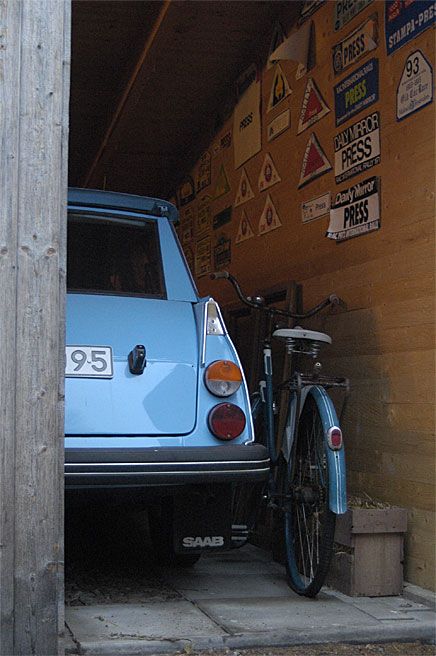 Bilen står i min svärmors garage i Österbymo. Patrik Tunberg, Malmö