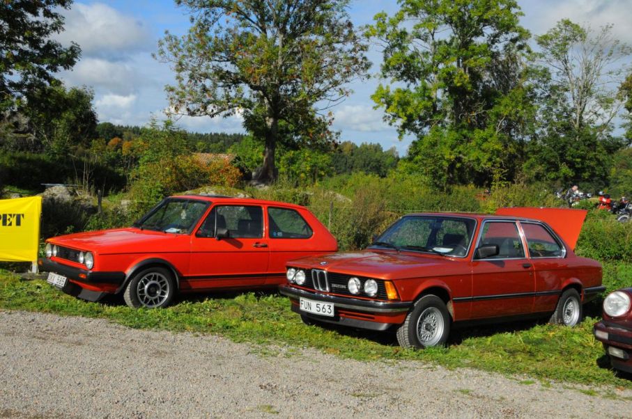 Dynamisk duo: VW Golf GTI och BMW 323i – drömbilar i början av 1980-talet. Och nu!
