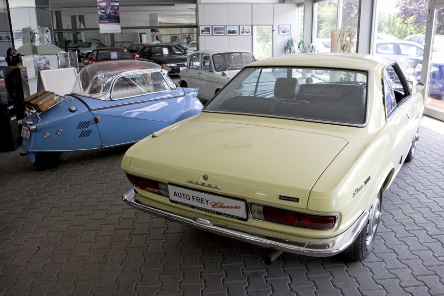 Modelln heter även RX130 eller Mazda Luce.