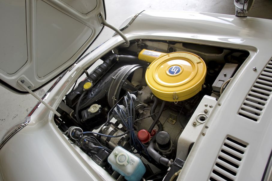 Detta var första Mazda-modellen med rotationsmotor.