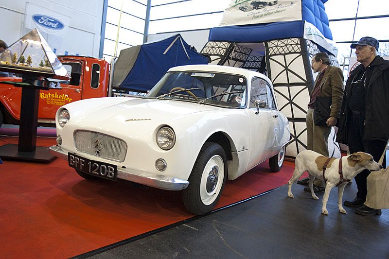Bijou byggd på 2CV. Plastkaross och något så motsägelsefullt som karaktäristisk ickedesign.