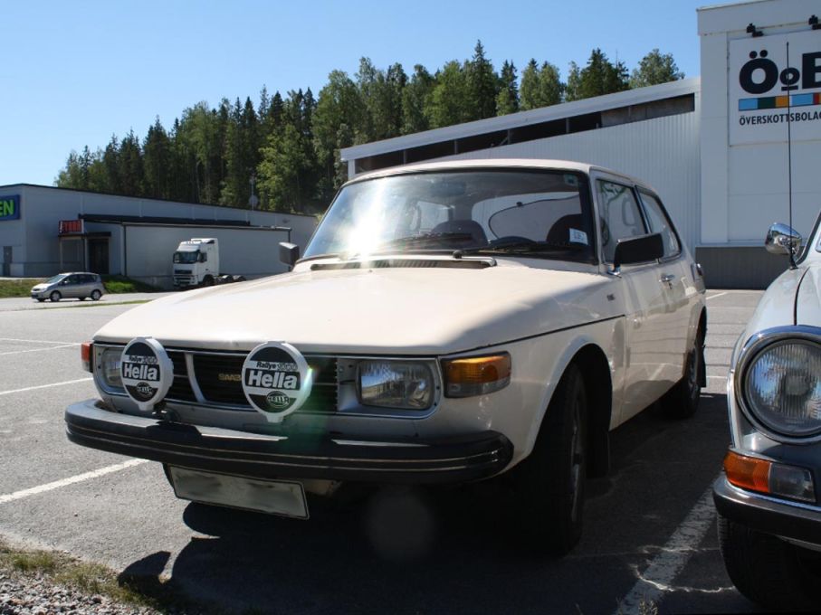 Orkidévit 99L i Katrineholm