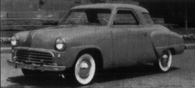 Coupé från Lombardi 1949, där man sneglat en hel del på samtida Studebaker med den stora glasverandan bak.