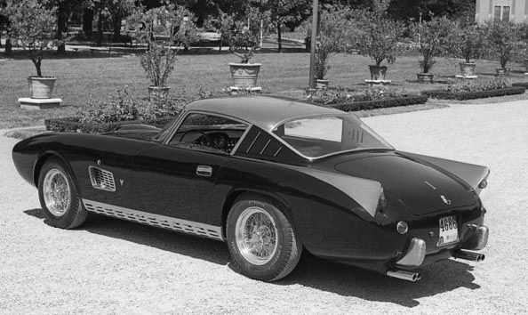 Ännu en 410 Superamerica med kaross från Ferraris egna huvudleverantör, Scaglietti
