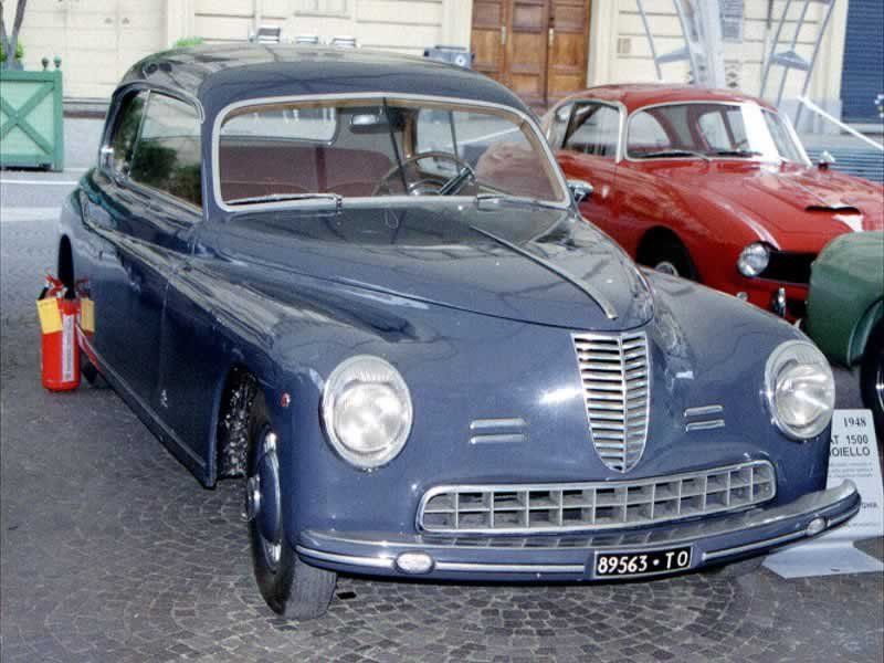 Fiat 1500 Supergioiello coupe kalldes den här från Ghia 1948