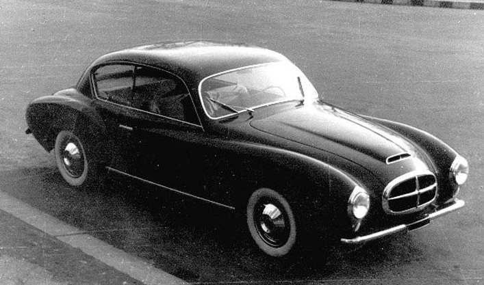 Riva är mest kända för lyxiga båtar men gjorde även några bilkarosser, denna från 1951