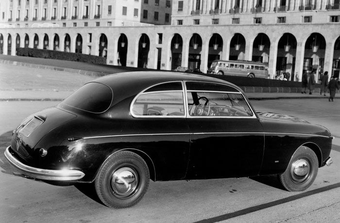 Panoramica coupe, Zagato använde denna karosstil på många olika fordon, däribland Fiat 1400