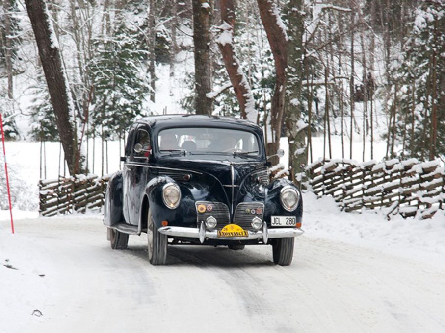 Rikard Jonsson med Lincoln Zephyr, 1938