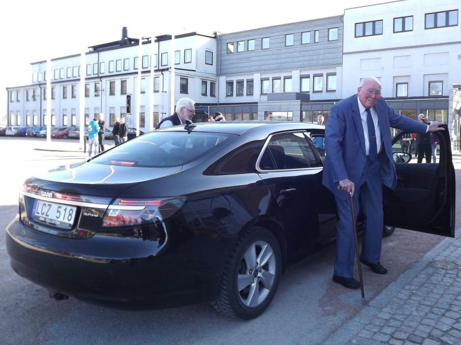 i en Saab givetvis.