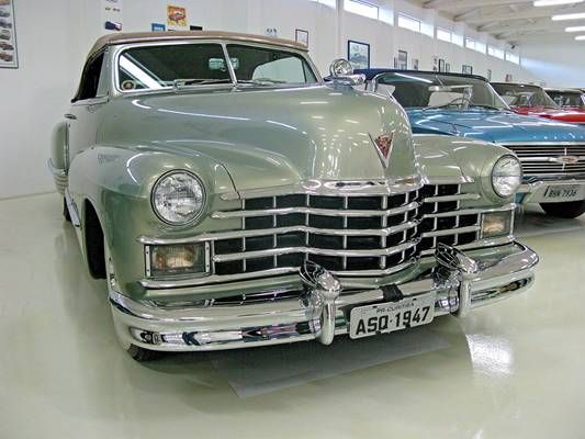 och en cabriolet från 1947