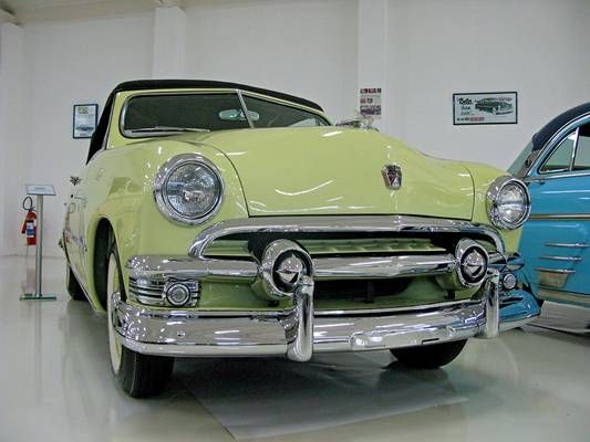 Ford convertible 1951
