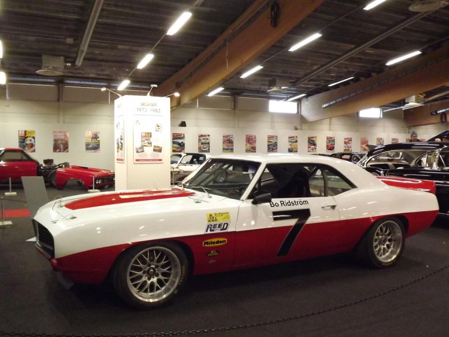 En annan jubilar som fyller femtio i år är tidningen Bilsport, och dom kunde presentera en bred kavalkad av fordon som publicerats och sponsrats genom åren. Bland annat Bosse Ridströms Camaro 69:a racerbil.