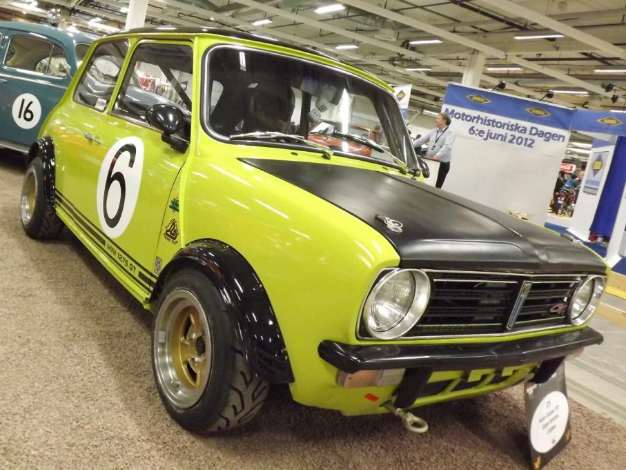 Mini 1275 Clubman GT i racerkostym