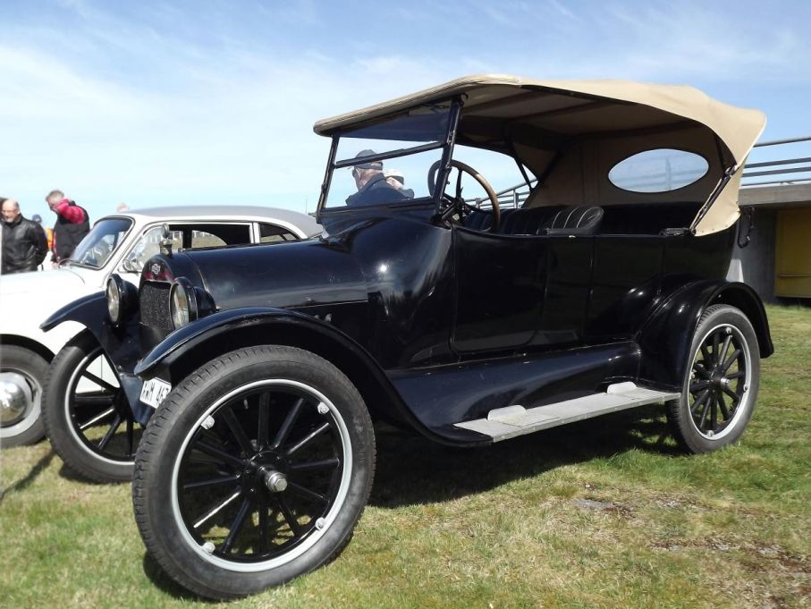 Äldst i Fjärås denna dag, Chevrolet 1922
