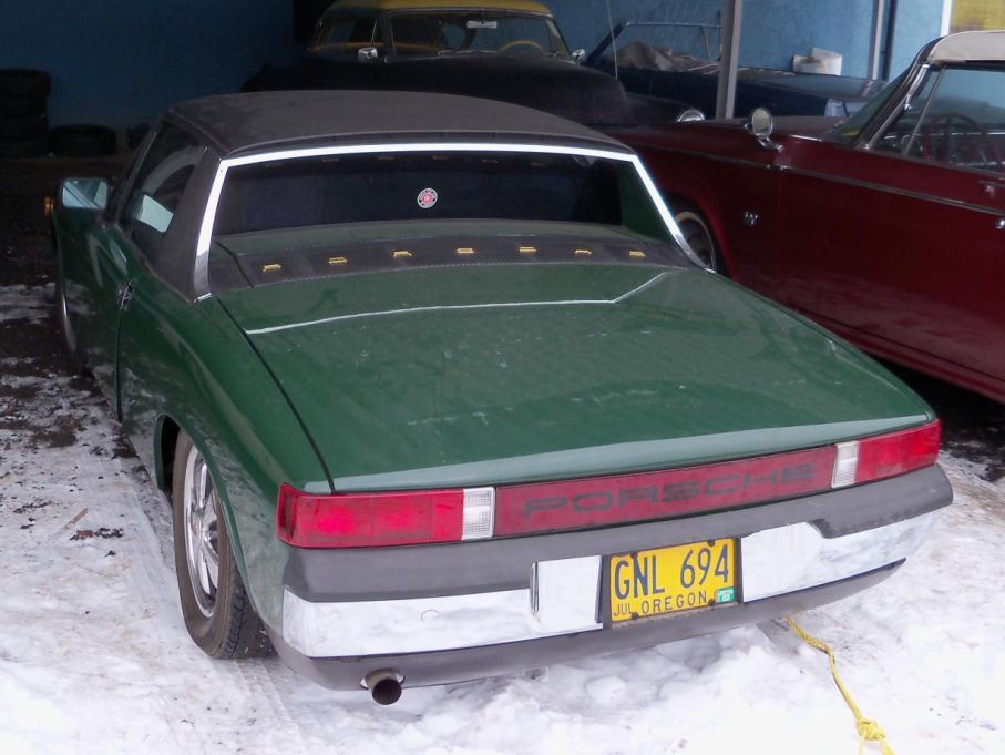 912 ersattes 1969 av 914 som hade mittmotor och gjordes i samarbete med Volkswagen.