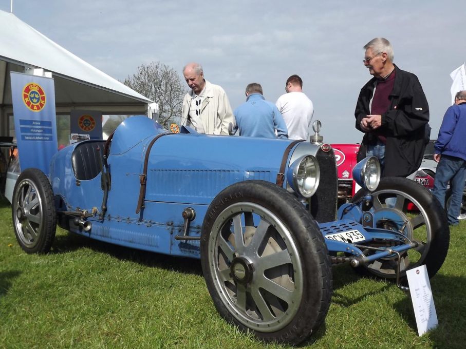 Mer legendariskt hos KAK, Bugatti type 35 från 1925.