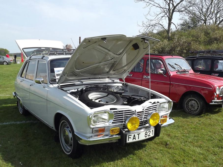 Över till Frankrike, och en Renault 16 från 1968.
