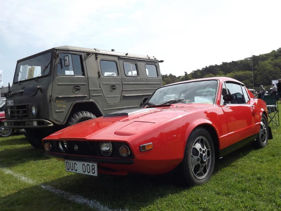 Svenska kantigheter, Volvo ”Valp” och SAAB Sonett III