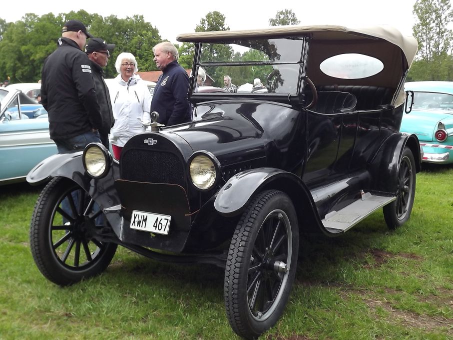 Vi börjar med de äldsta godbitarna på plats, Chevrolet 490 från 1922 var äldsta bilen på plats.