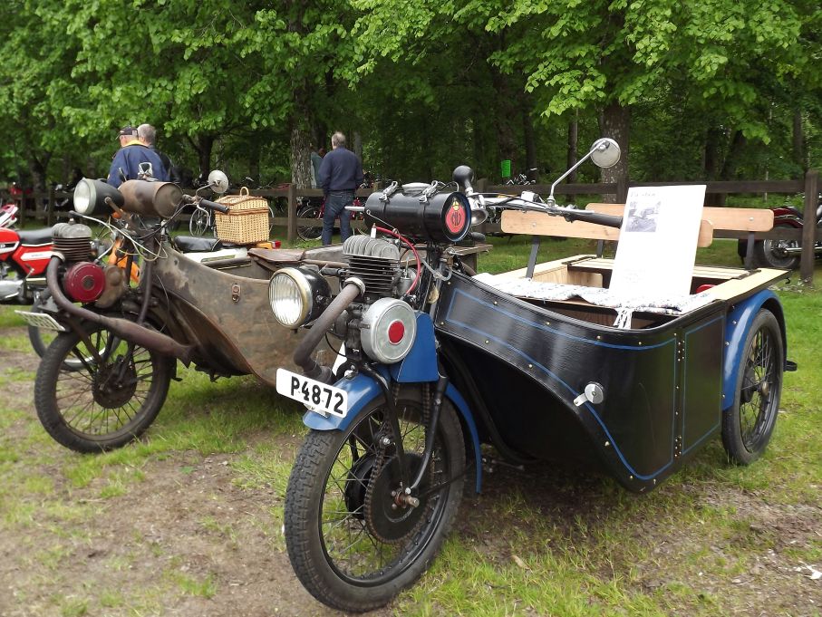 NV byggde dessa trehjuliga nyttofordon under krigsåren, då med elmotor, efteråt konverterades de flesta med en vanlig motor framtill istället.