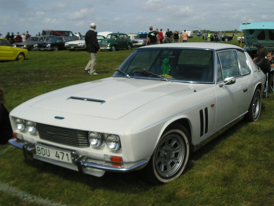 Och Jensen FF var en annan USA-hybrid med Chrysler 383" dessutom fyrhjulsdrift och ABS-bromsar 1966.