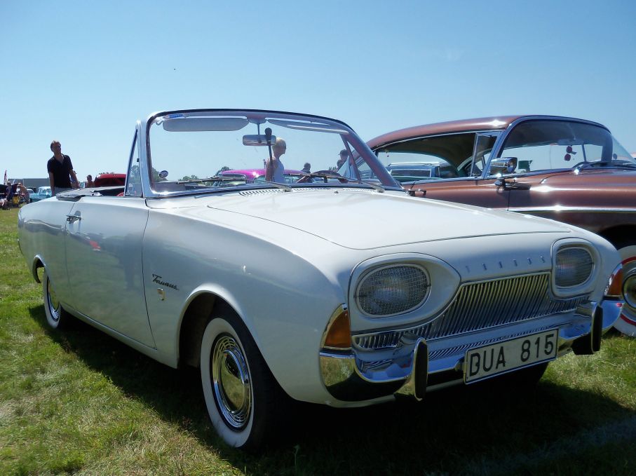 Taunusklubben brukar samla ganska många fordon på W&W, ibland dyker denna sällsynta Deutsch-byggda 17M cabriolet upp.